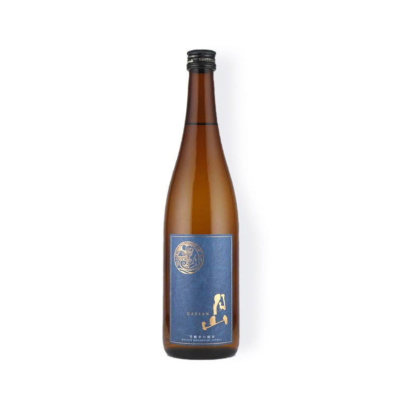 Yoshida Gassan Houjun Karakuchi Junmai Sake - 720 ml